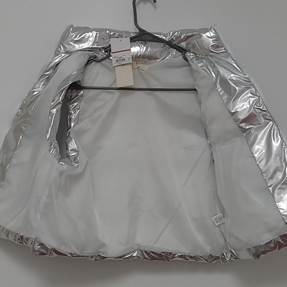 Madden Girl Metallic Silver Vest - Picture 4 of 4